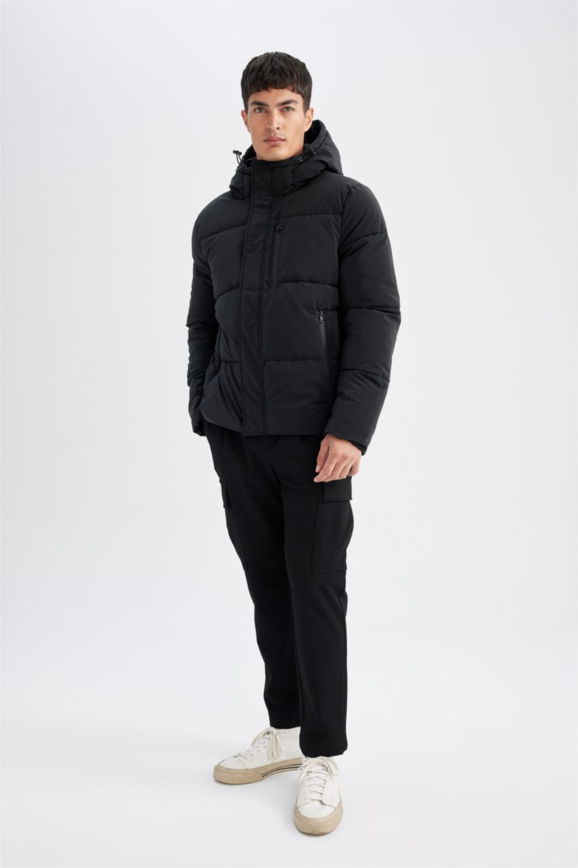 Erkek Siyah Su Geçirmez Şişme Mont Kapüşonlu Fermuarlı Cepli Çıtçıtlı Cepli