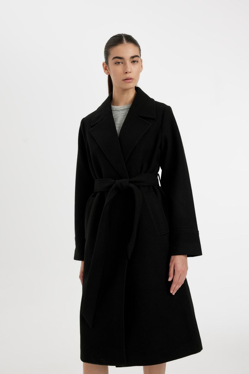 Kadın Siyah Regular Kalıp Kruvaze Yaka Cepli Kemerli Uzun Kaşe Kaban