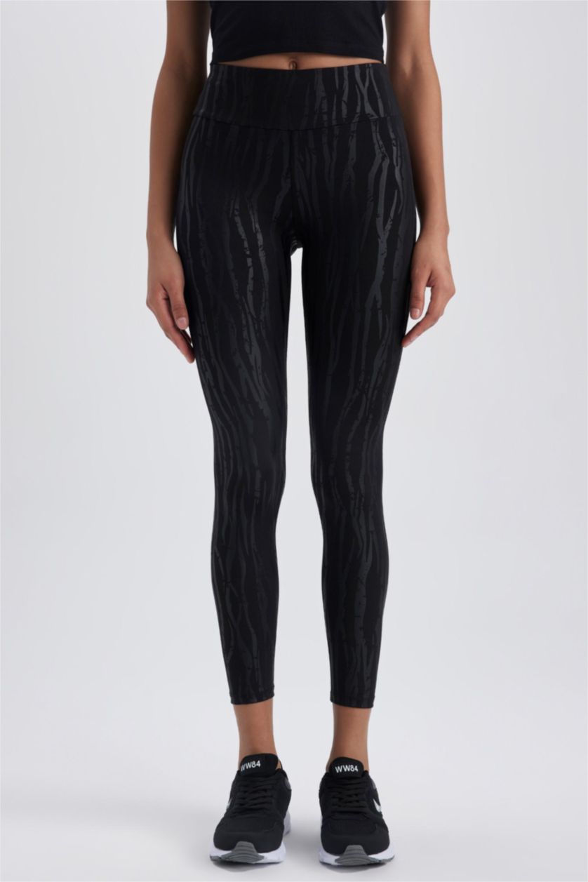 Woman Black Defacto Fit Patterned Leggings Covering the Waist