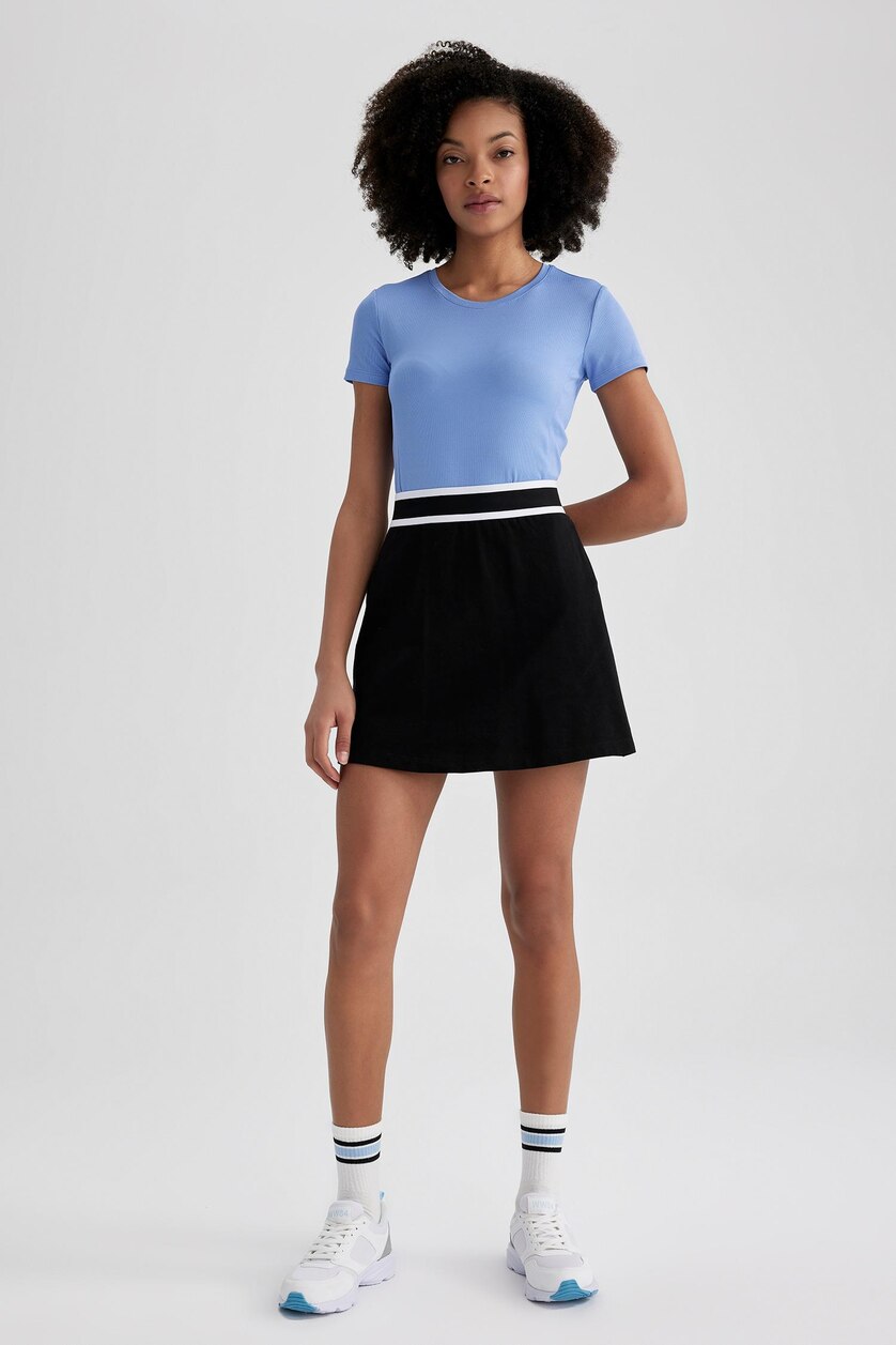 Women Black Standard Fit