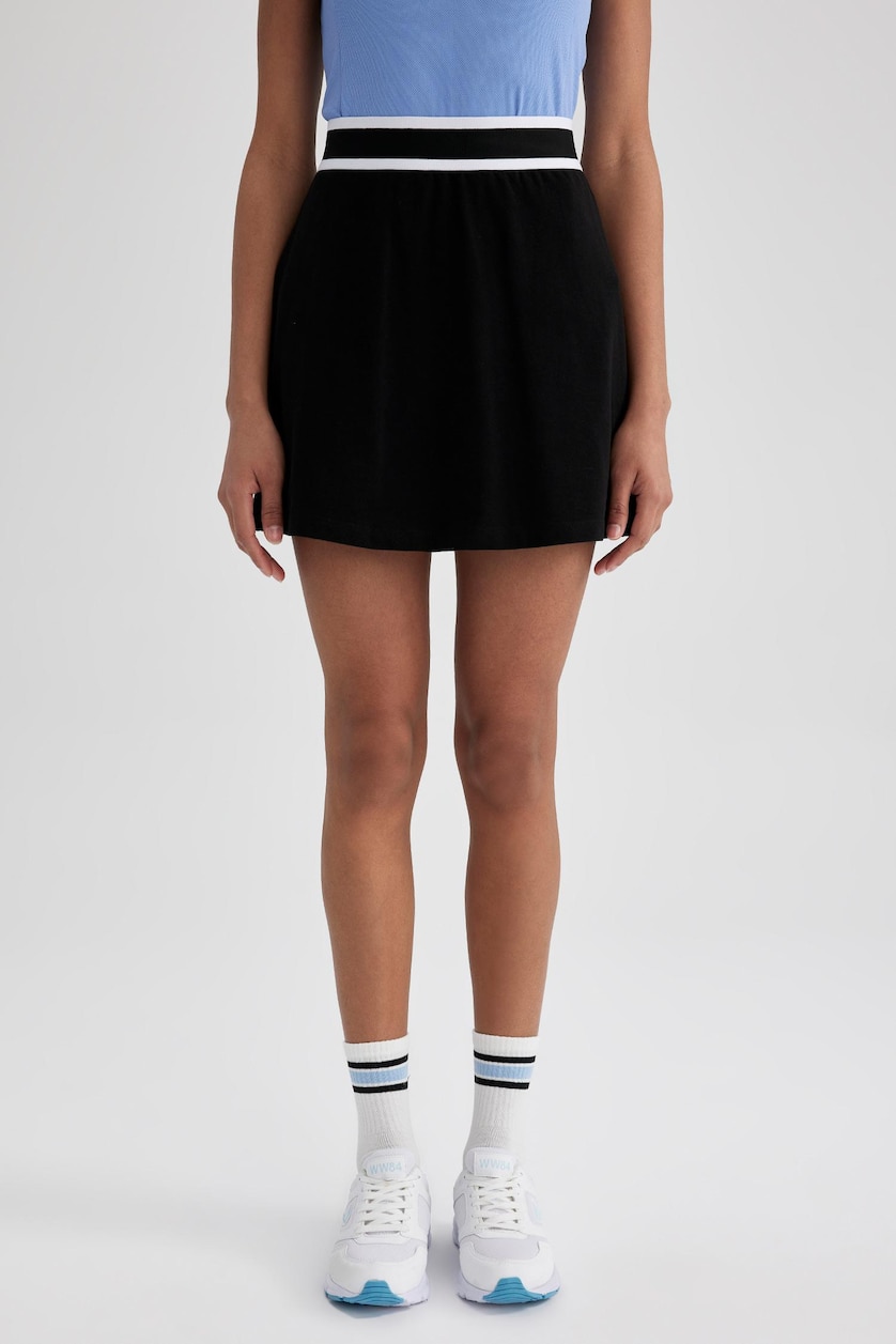 Women Black Standard Fit