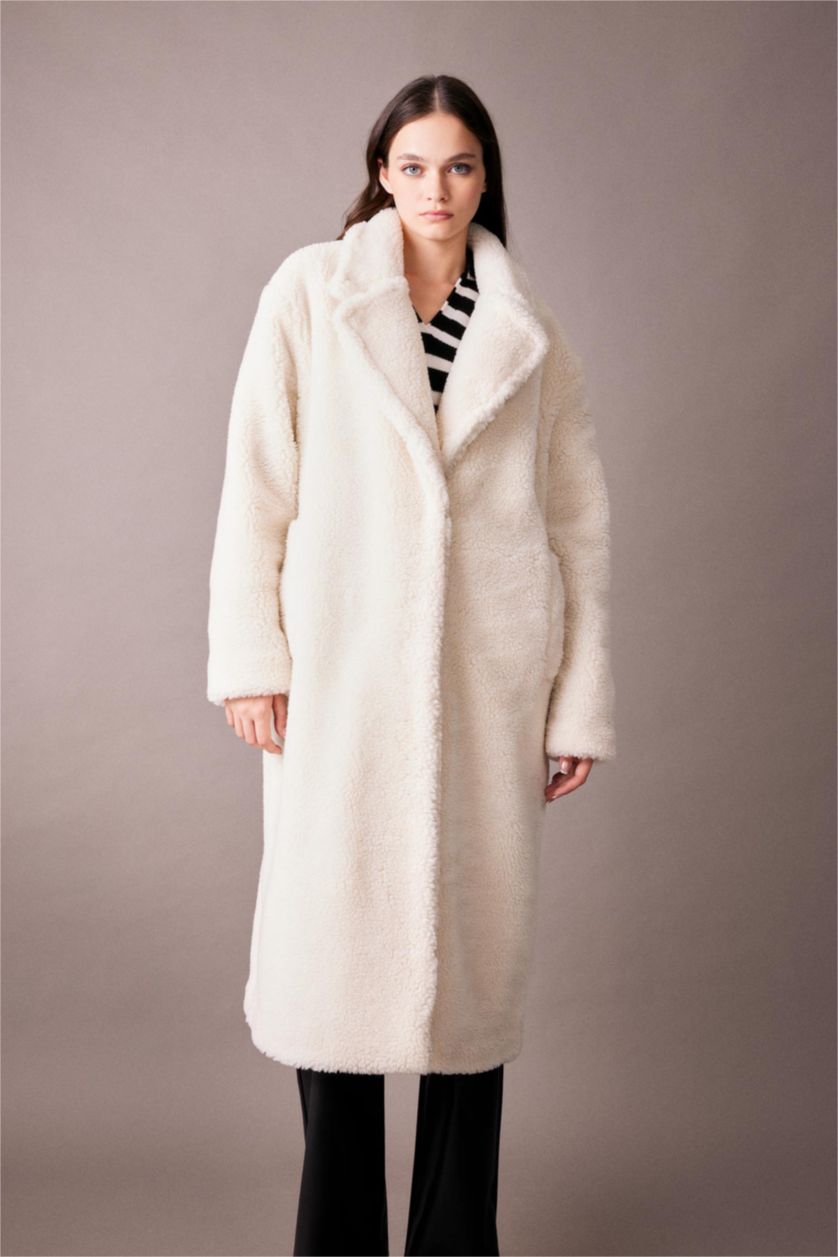 حريمي اللون الرملي جاكيت طويل فرو صناعي قصة عادية