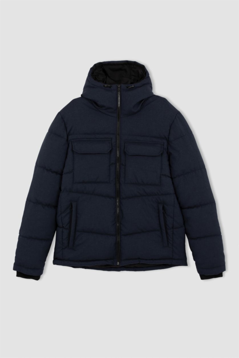 Erkek Lacivert Slim Fit Dar Kesim Şişme Mont Kapüşonlu Fermuarlı Çift Cepli