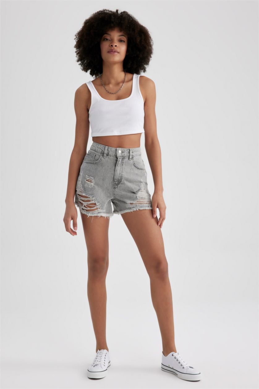 WOMAN Grey Mom Fit Normal Waist Cropped-Tip Denim Shorts