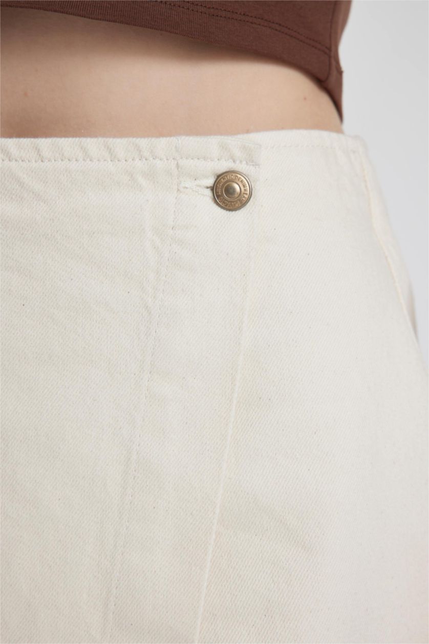 حريمي بيج فاتح شورت جينز قطن بخصر عادي