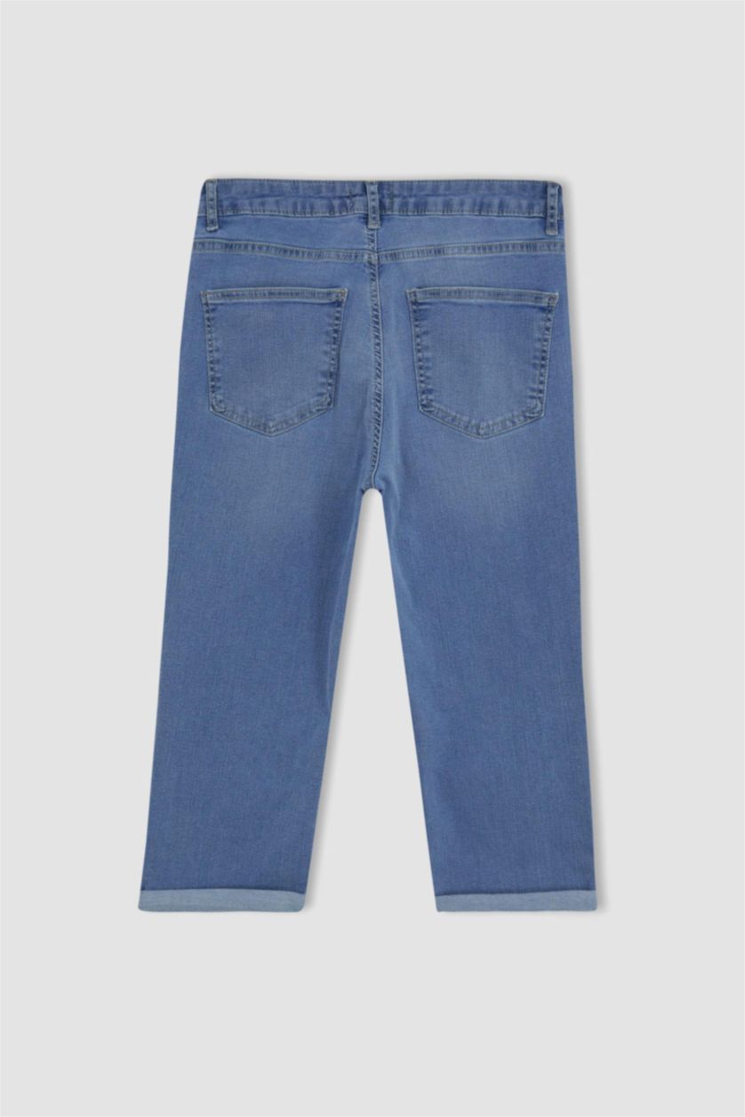 WOMAN Light Blue Normal Waist Jean Capri