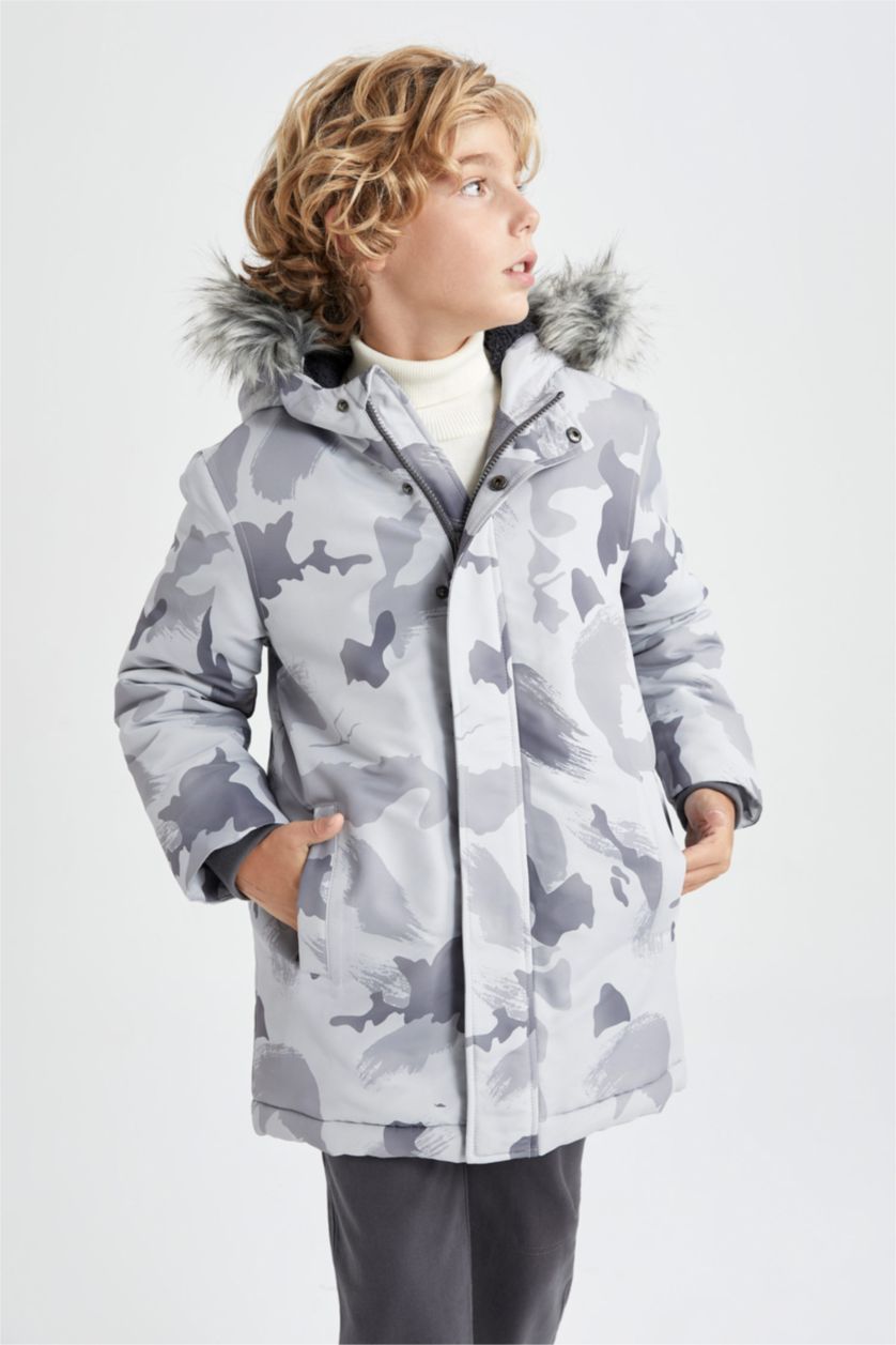 Boys & Teens Light Grey Boy Waterproof Camouflage Patterned Hooded Removable Fur Plush Lining Jacket