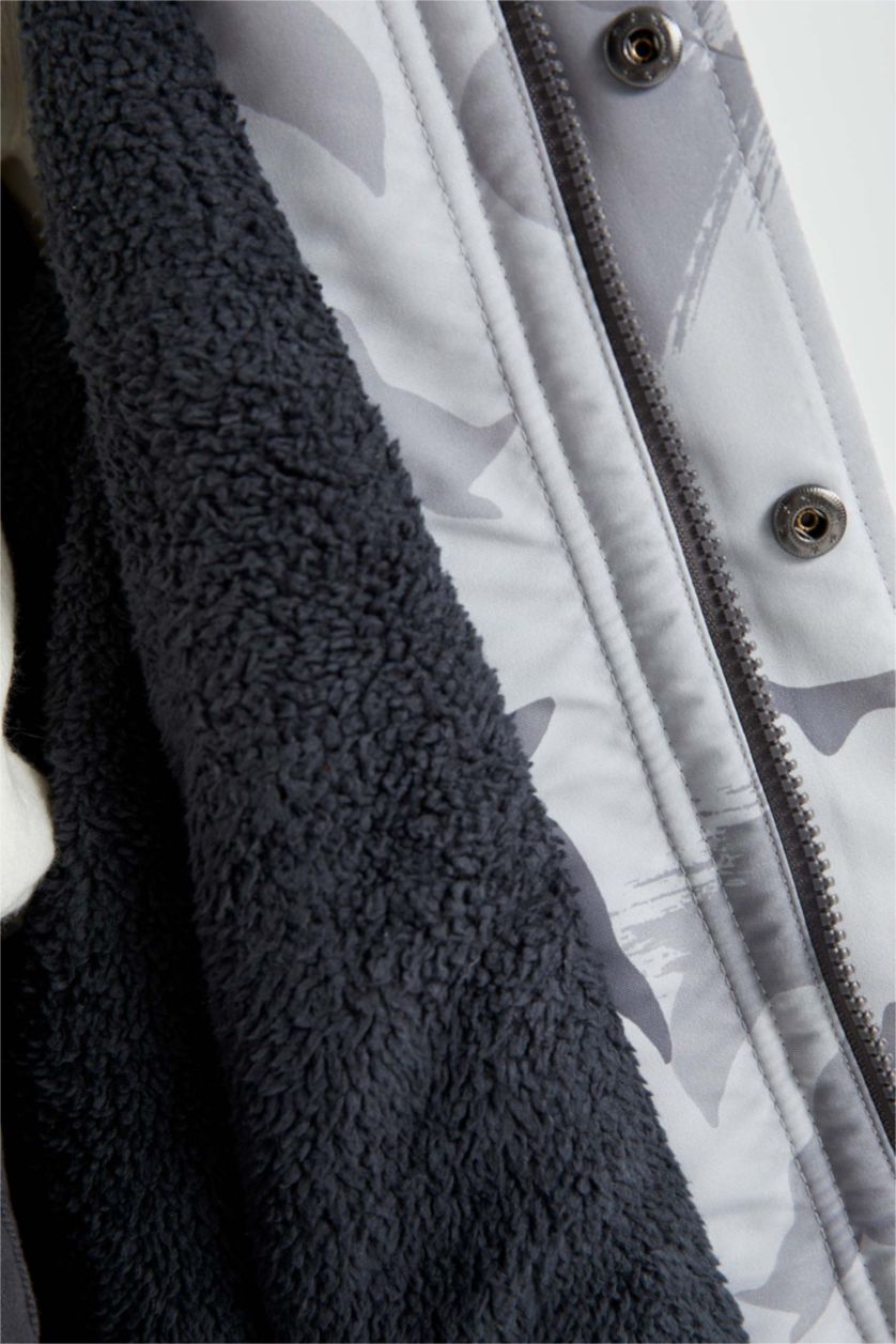 Boys & Teens Light Grey Boy Waterproof Camouflage Patterned Hooded Removable Fur Plush Lining Jacket