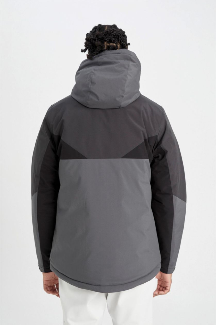 Erkek Siyah Termometreli Su İtici Rüzgar Geçirmez Slim Fit Dar Kesim Kapüşonlu Fermuarlı Mont