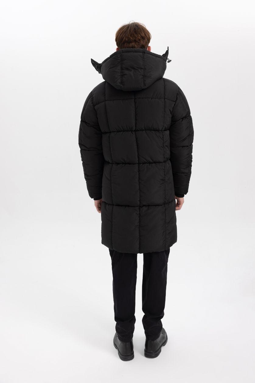 رجال أسود قمصلة نفخ طويل قصة عادية بغطاء للرأس طارد للماء