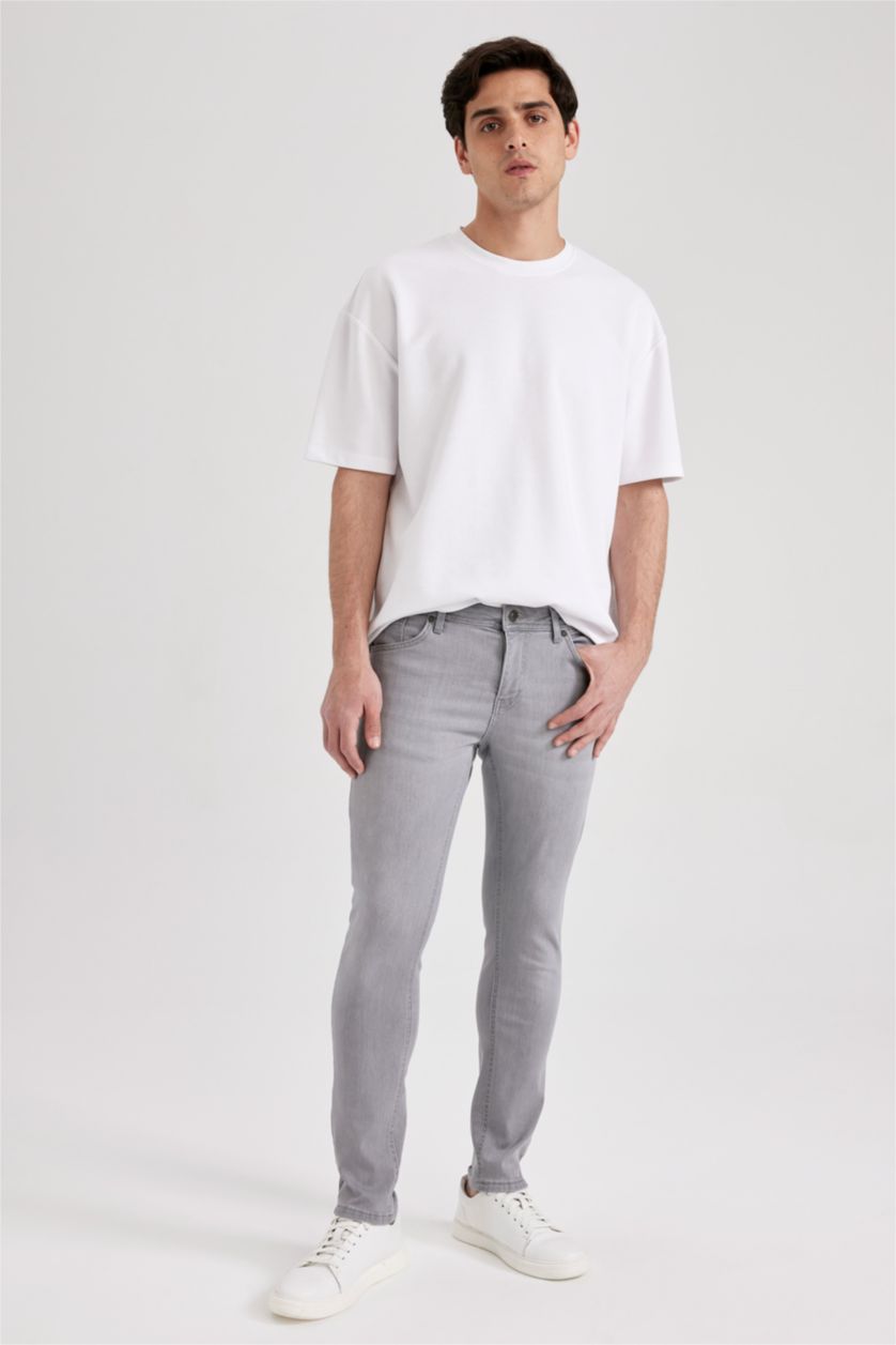 رجالي رمادي فاتح بنطلون جينز سوبر سكيني فيت
