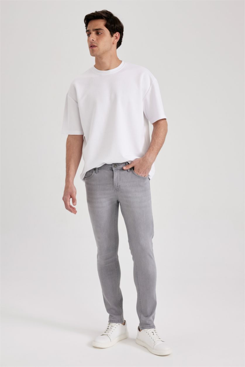 رجالي رمادي فاتح بنطلون جينز سوبر سكيني فيت