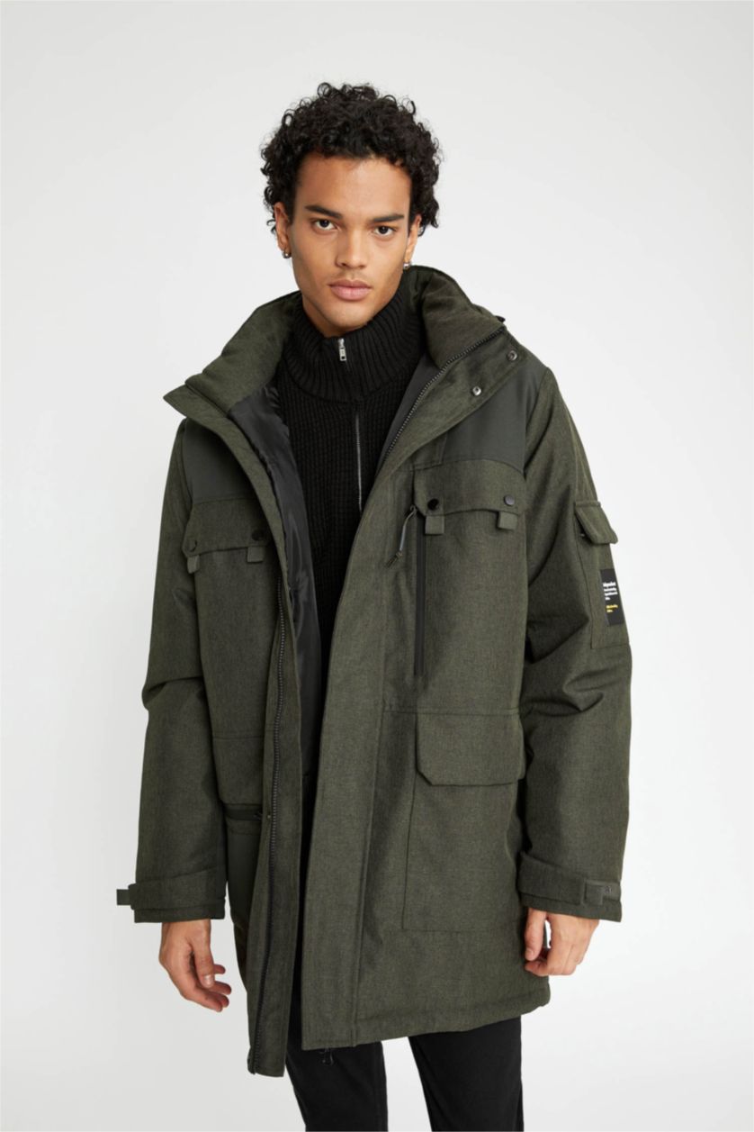 Мужчины Хаки Куртка водоотталкивающая со съемным капюшоном