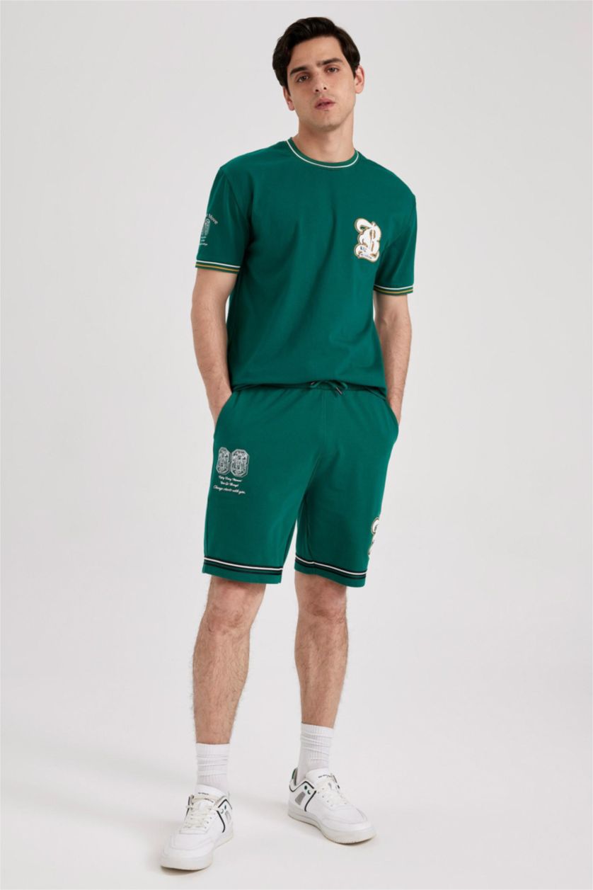 MAN Green Regular Fit Sweatshirt Fabric Shorts