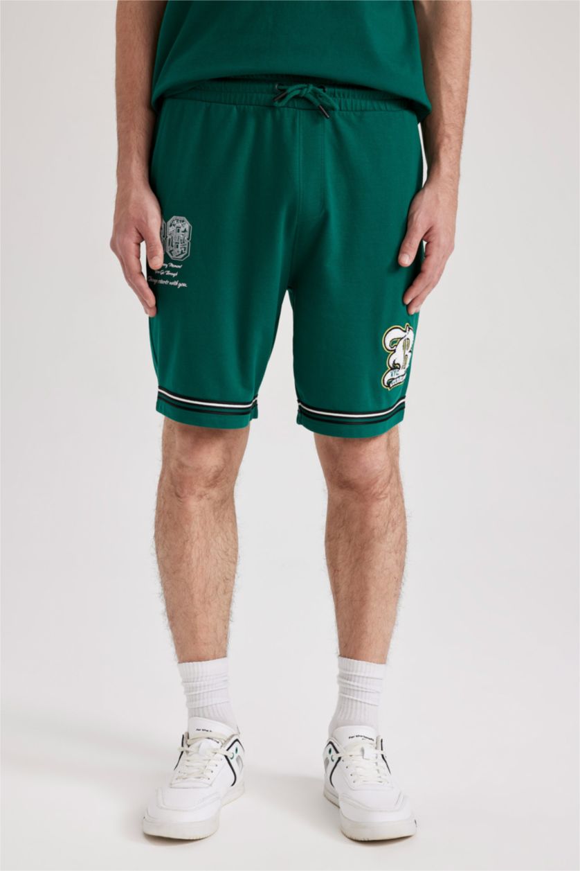 MAN Green Regular Fit Sweatshirt Fabric Shorts