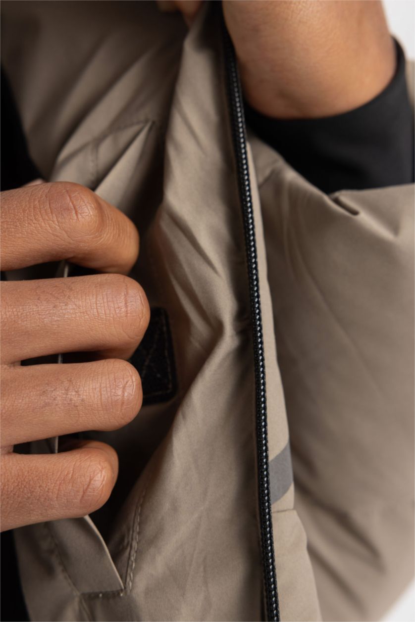 MAN Grey DeFactoFit Waterproof Slim Fit Hooded Puffer Jacket