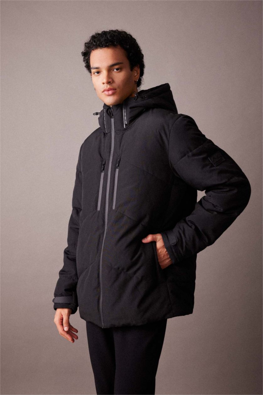 MAN Black DeFactoFit Water Repellent Slim Fit Hooded Puffer Jacket