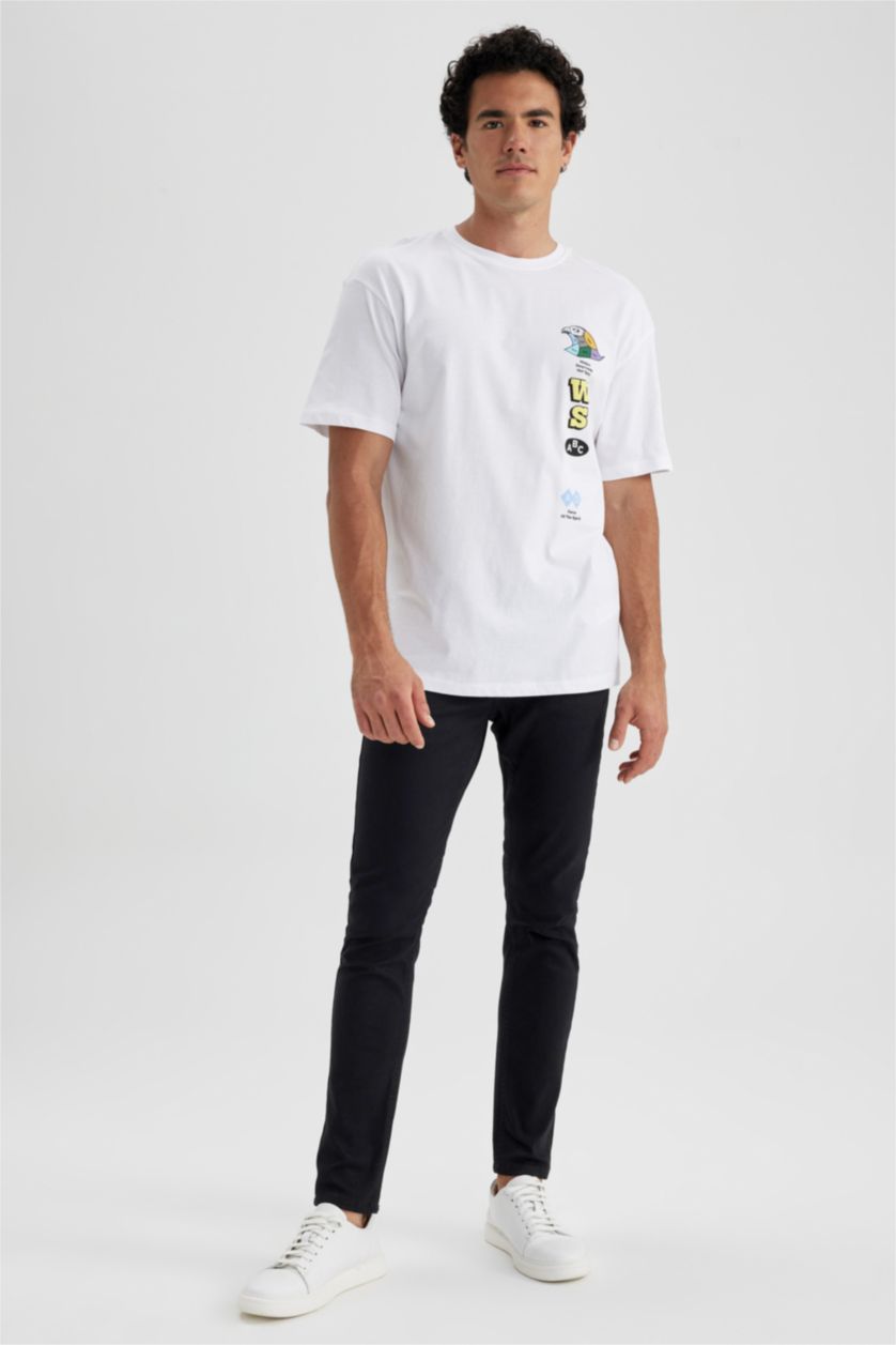 MAN White Comfort Fit Crew Neck Printed T-Shirt