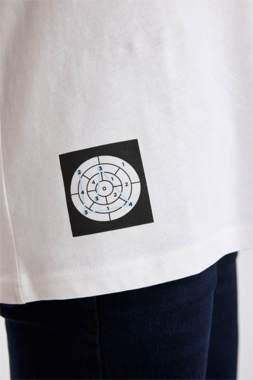 MAN White Comfort Fit Crew Neck Printed T-Shirt