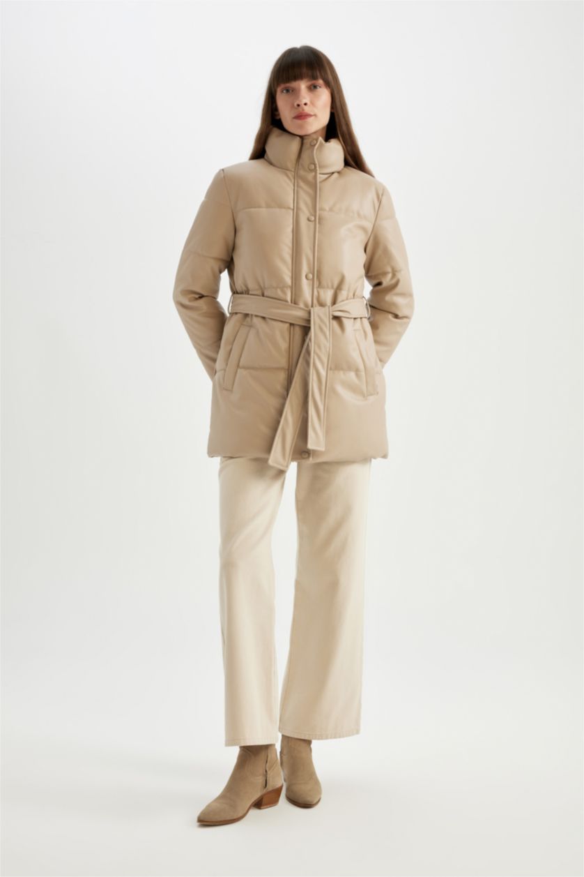 نساء بيج جاكيت نفخ جلد صناعي قصة عادية مقاوم للماء