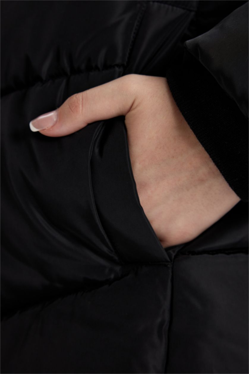 WOMAN Black Waterproof Regular Fit Hooded Puffer Long Jacket