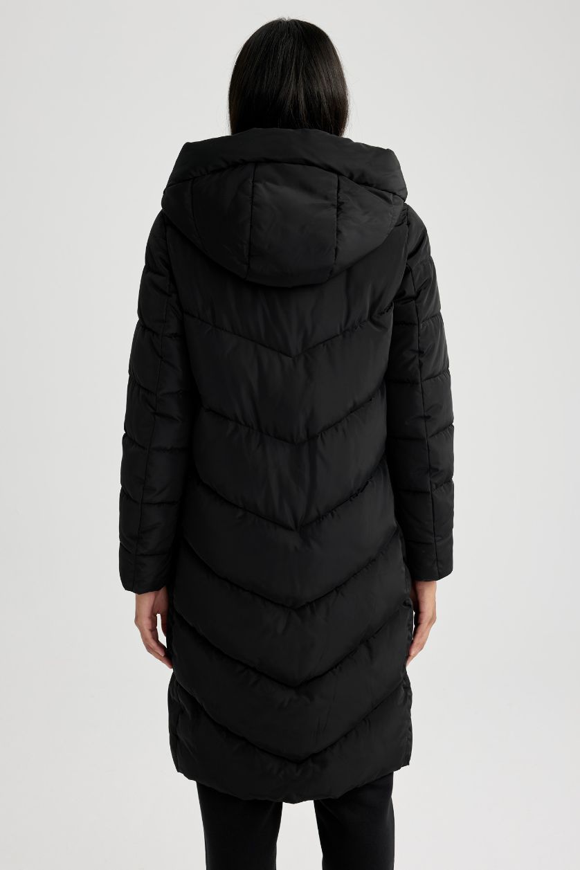 WOMAN Black Waterproof Regular Fit Hooded Puffer Long Jacket