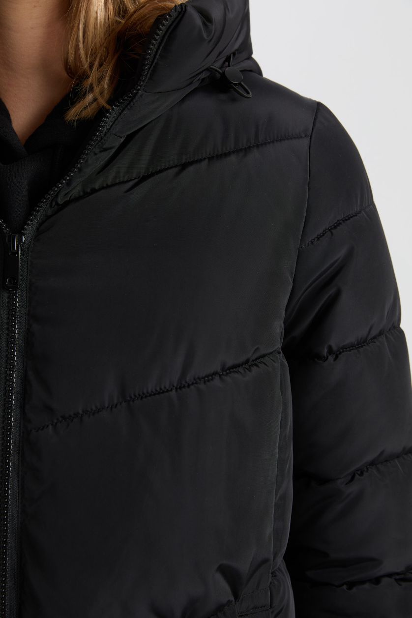 Kadın Siyah Su Geçirmez Parka