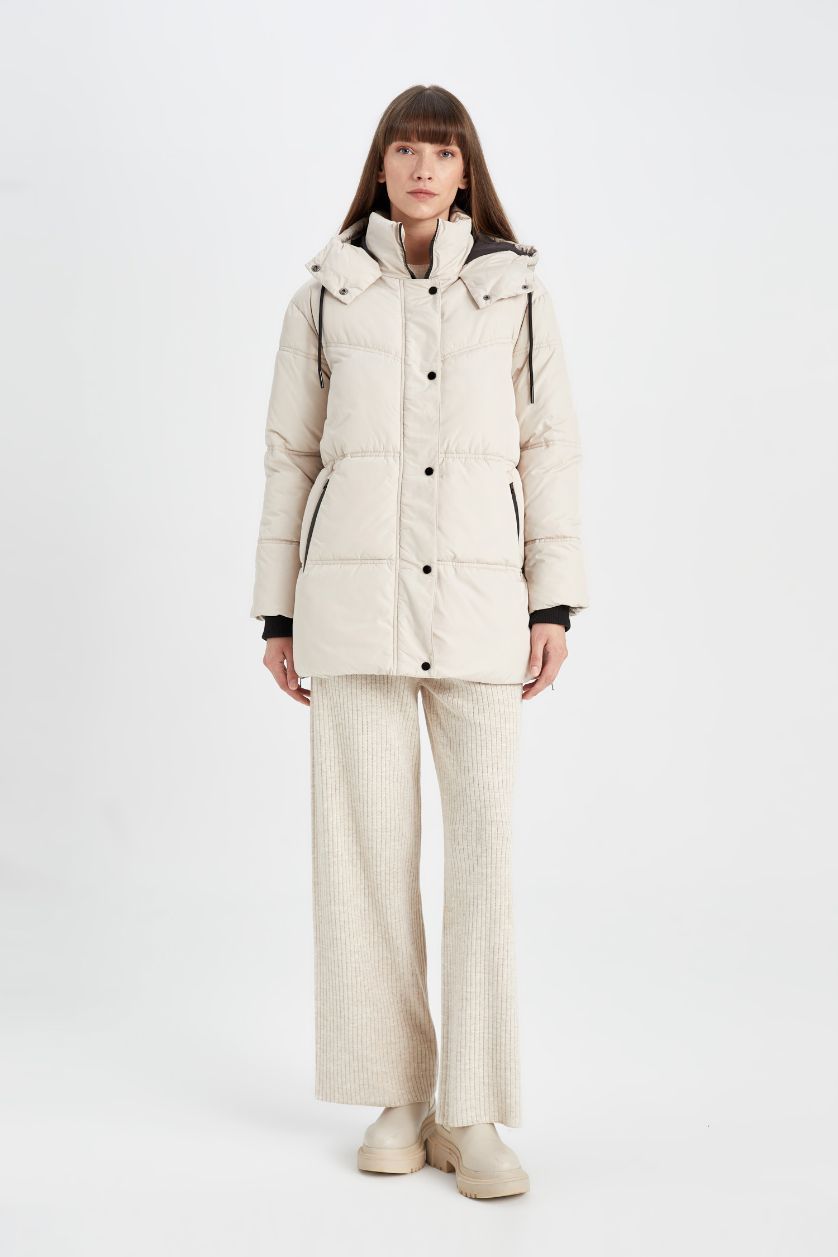 Kadın Bej Su Geçirmez Şişme Mont Parka Oversize Geniş Kalıp Fermuarlı Çıtçıtlı Cepli Kapüşonlu