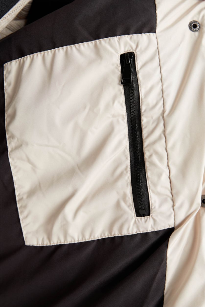 Kadın Bej Su Geçirmez Şişme Mont Parka Oversize Geniş Kalıp Fermuarlı Çıtçıtlı Cepli Kapüşonlu