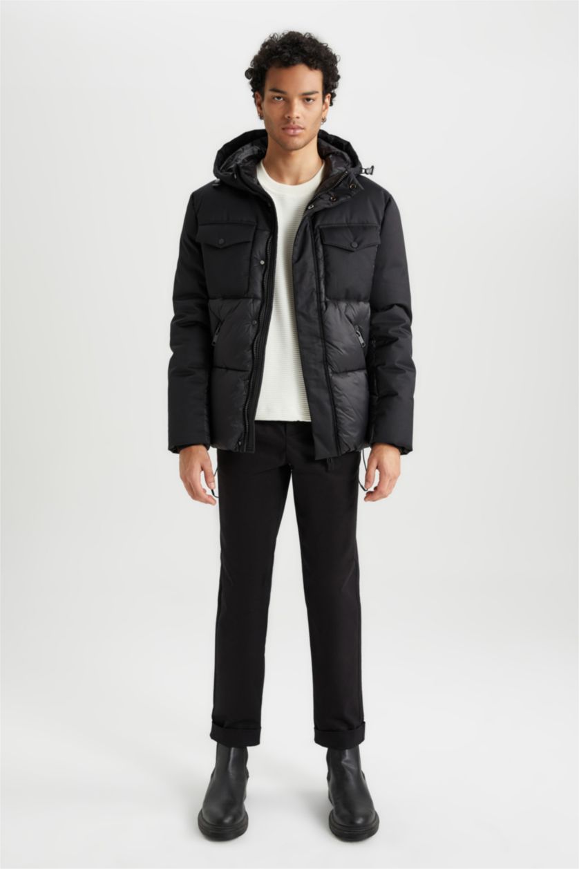 MAN Black Zipper Puffer Jacket