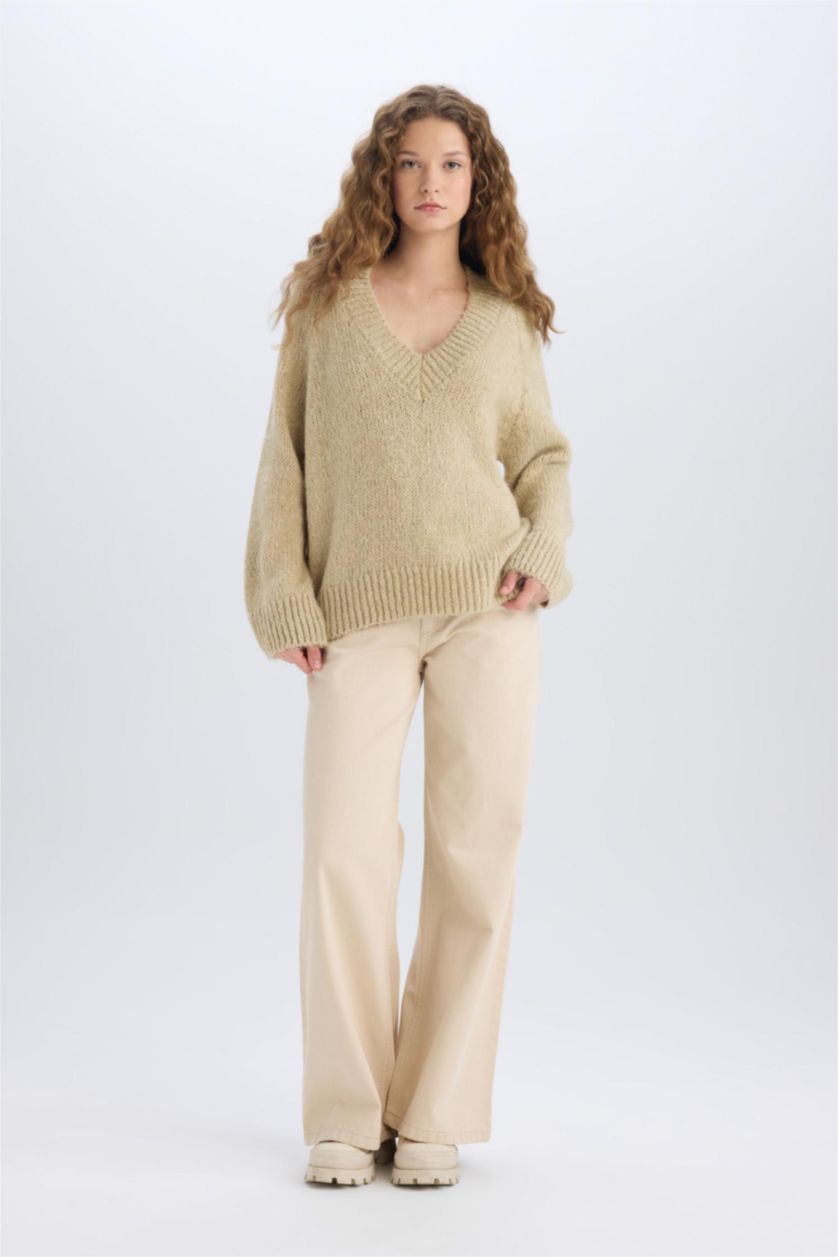 FEMME Beige Pull en Tricot Oversize à Col En V