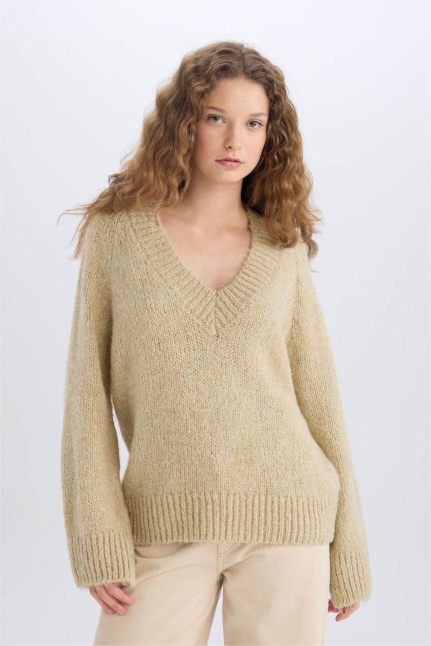 FEMME Beige Pull en Tricot Oversize à Col En V