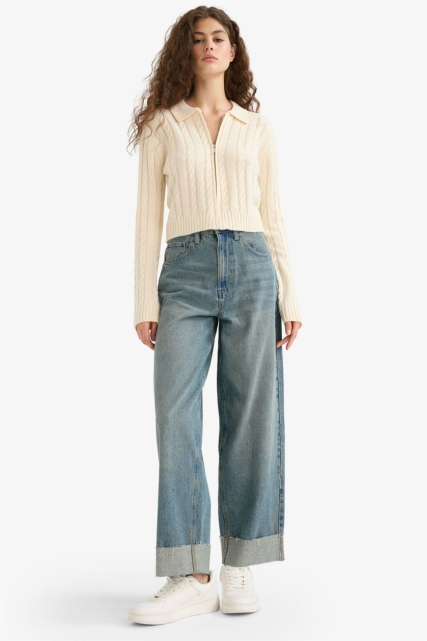 Woman Ecru Regular Fit Polo Collar Zippered Knit Cardigan