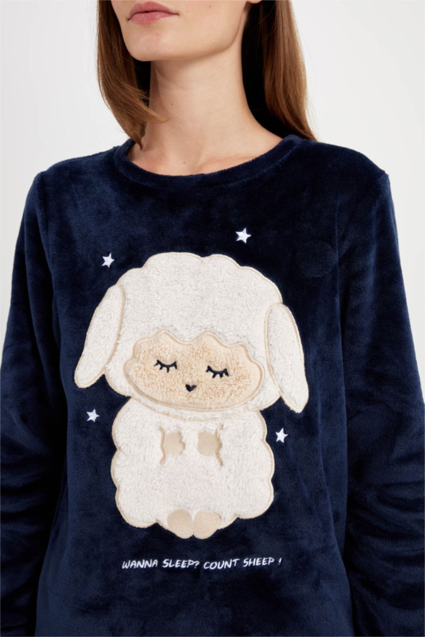 Kadın Lacivert Pijama Takımı Welsoft Pelüş Baskılı Uzun Kollu Üst Desenli Beli Lastikli Alt-Fall in Love