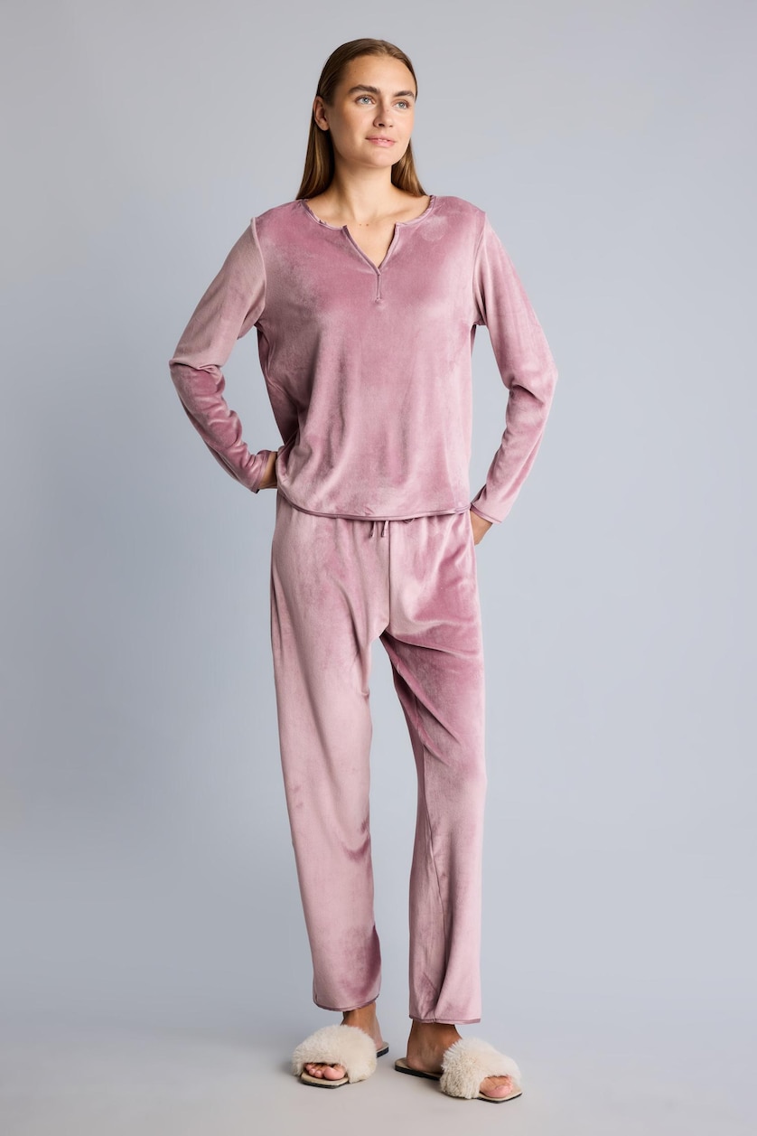 Kadın Gülkurusu Regular Fit Velur Pijama Takımı