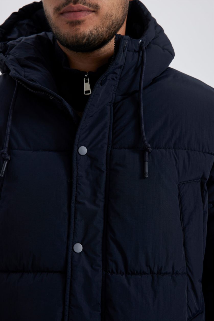Man NAVY Regular Fit Hooded Lined Puffer Jacket