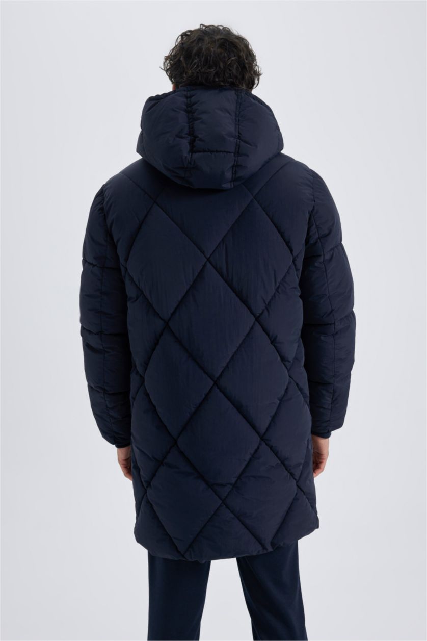 Man NAVY Regular Fit Hooded Lined Puffer Jacket