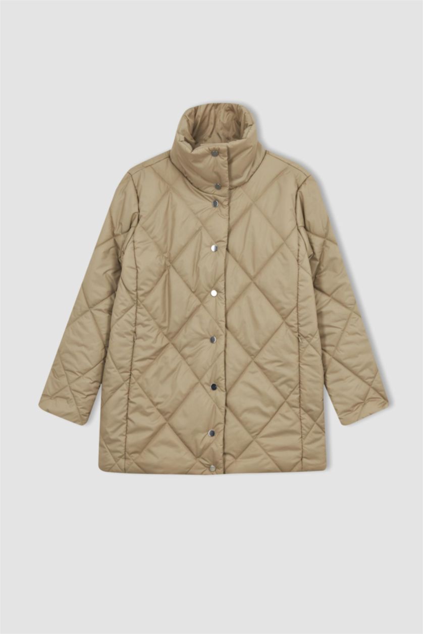 نساء اللون الرملي جاكيت بقصة عادية بياقة واقفة وتر بروف