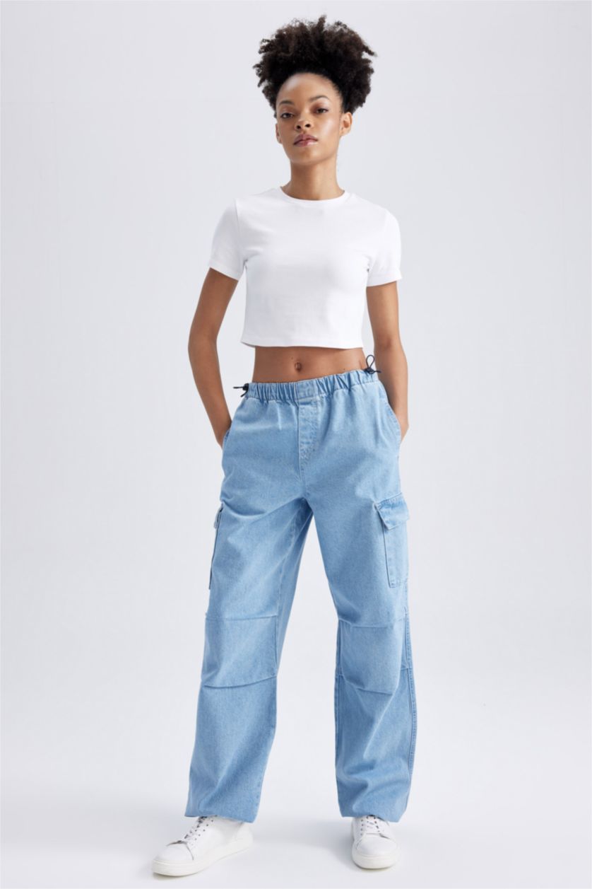 نساء أزرق فاتح بنطلون جينز باراشوت طول الكاحل