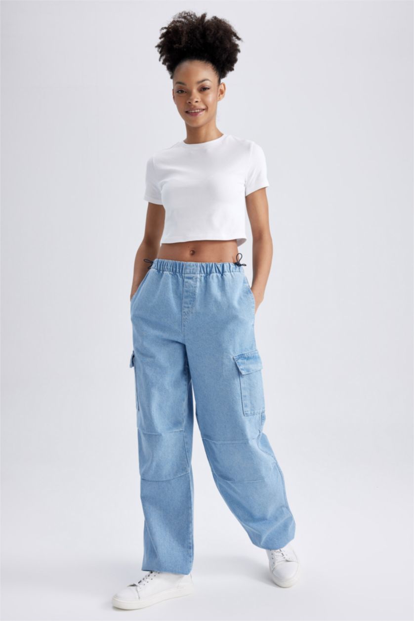 نساء أزرق فاتح بنطلون جينز باراشوت طول الكاحل