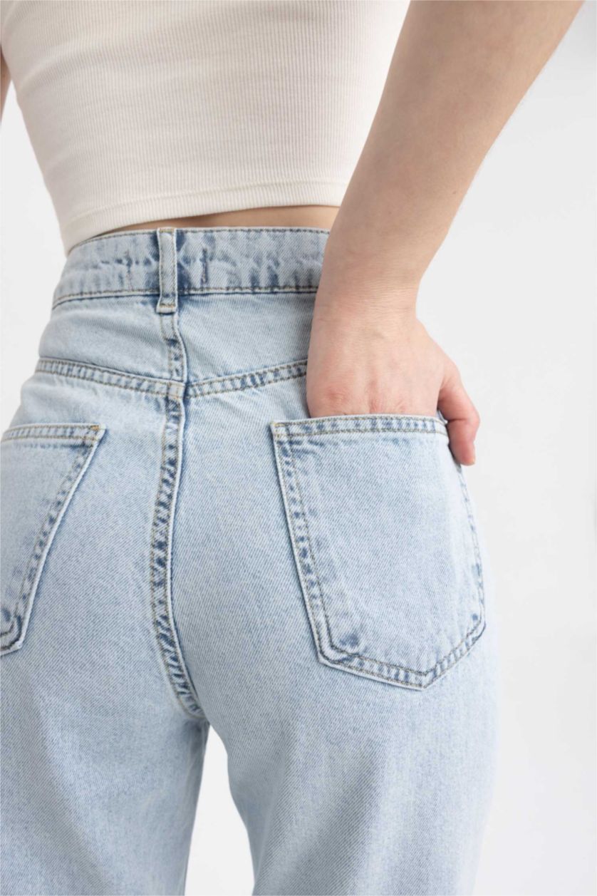 FEMME BLEU Clair Jean Coupe Mom