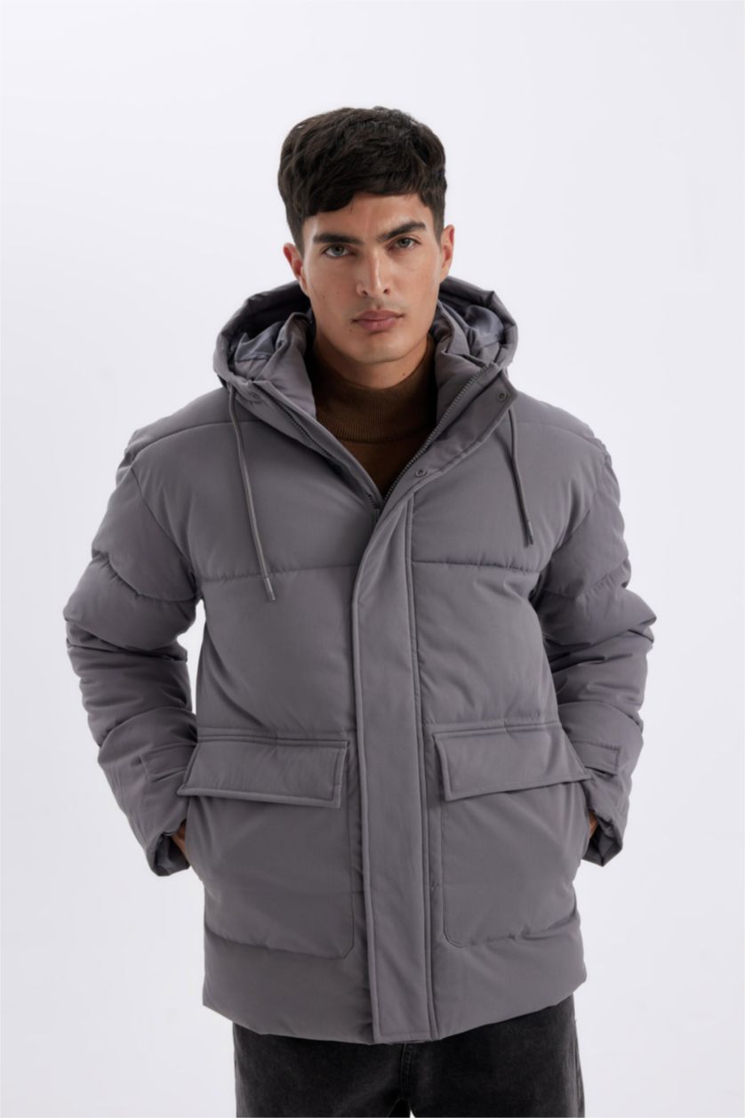 Erkek Açık Gri Slim Fit Dar Kesim Astarlı Kapüşonlu Fermuarlı Çift Cepli Kışlık Şişme Mont