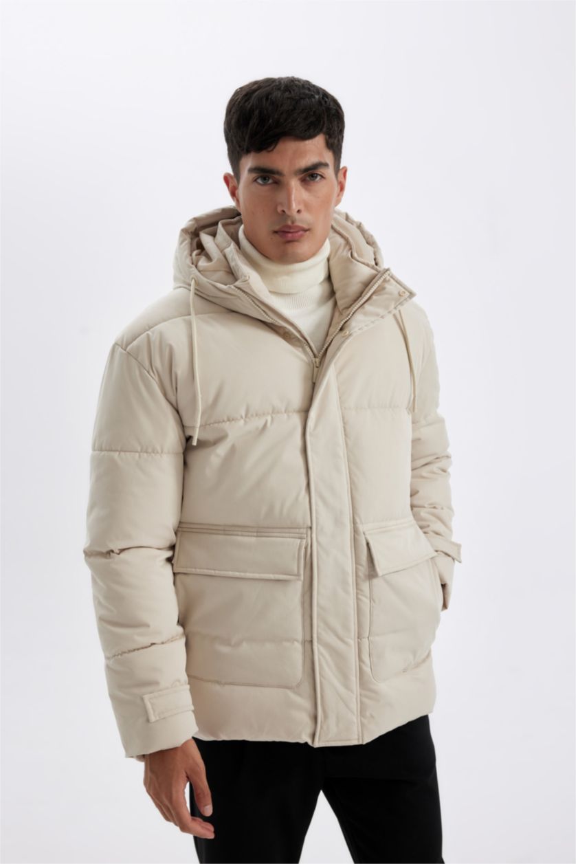 MAN White Slim Fit Hooded Zippered Double Pocket Puffer Jacket