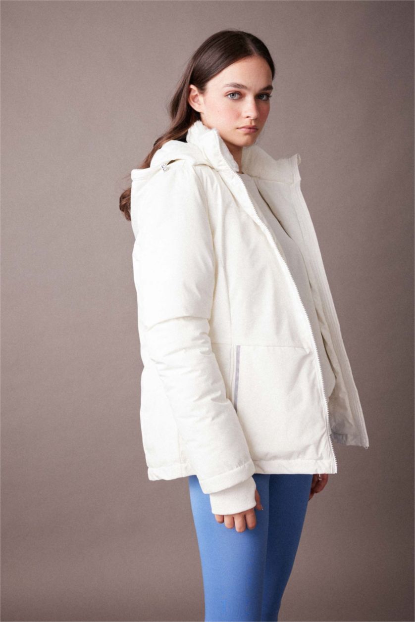 FEMME Blanc Zipper