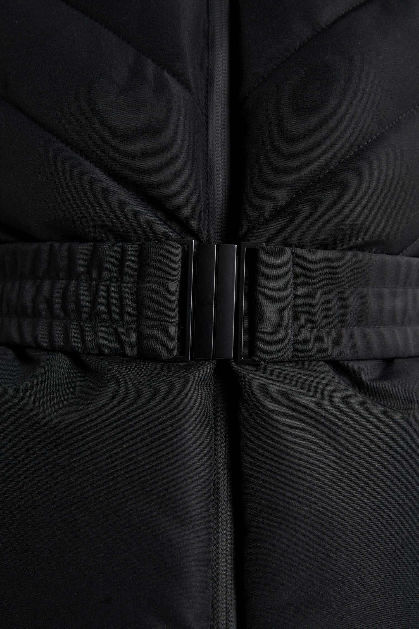 حريمي أسود جاكيت ثلج سليم فيت بكابيشون ببطانة صوفية من DeFactoFit