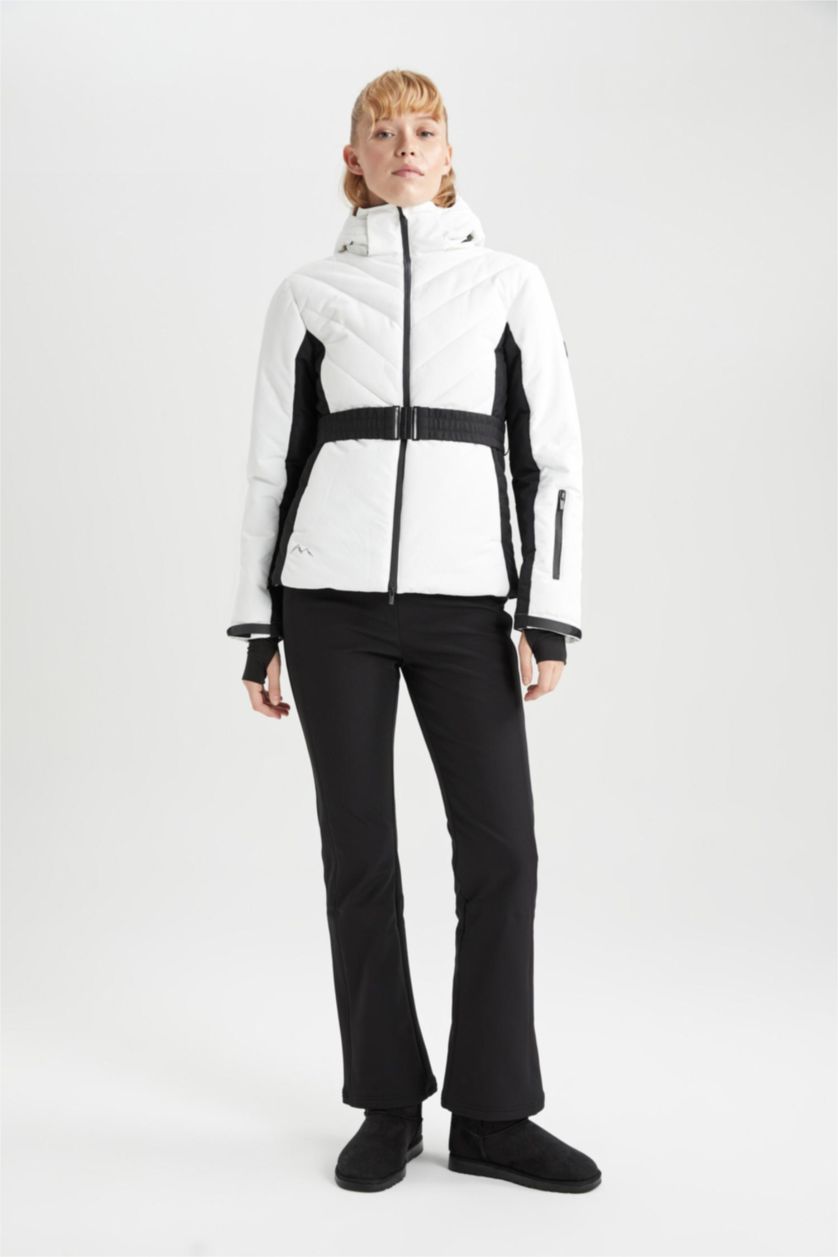 Woman White DeFactoFit Water Repellent Slim Fit Hooded Fleece Lined Ski Jacket