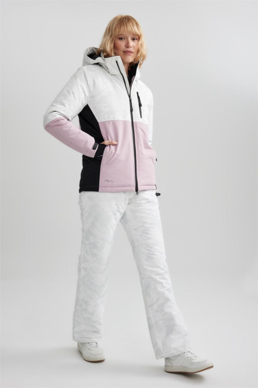 Kadın Pembe Kayak Montu Su İtici Renk Bloklu Çıkarılabilir Kapüşonlu Reflektörlü Polar Astarlı