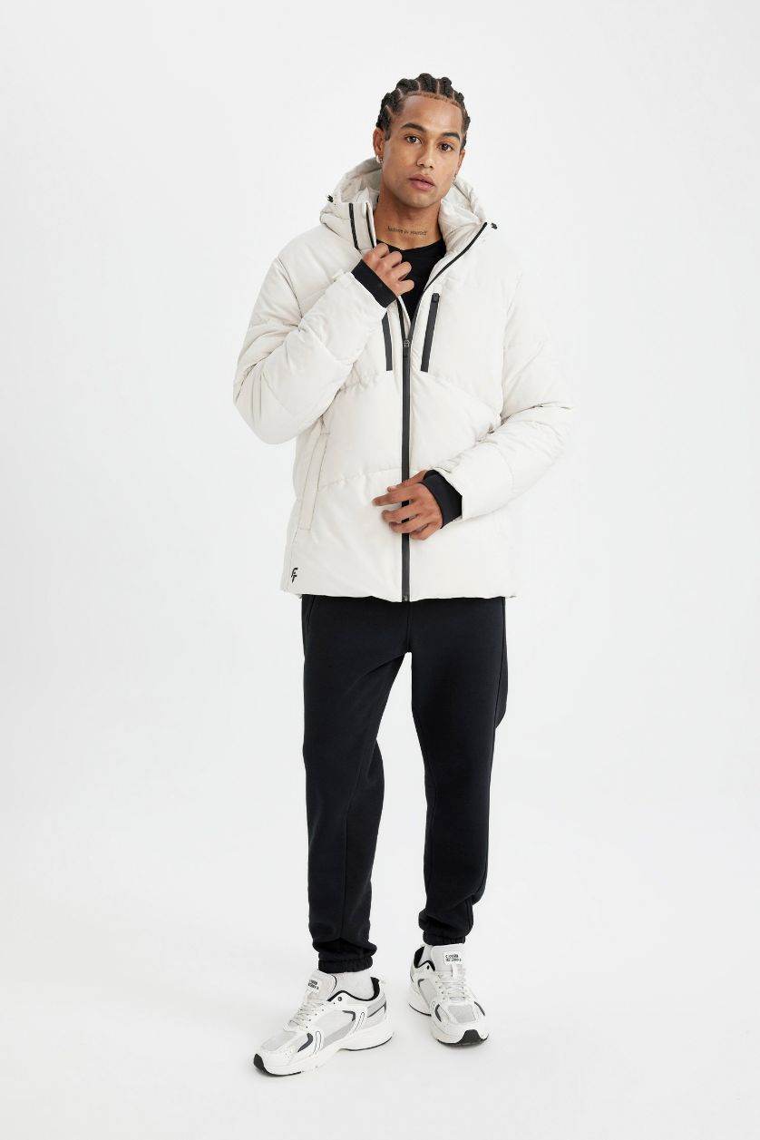 Erkek Taş Su İtici Rüzgar Geçirmez Slim Fit Dar Kesim Kapüşonlu Fermuarlı Cepli Kışlık Mont