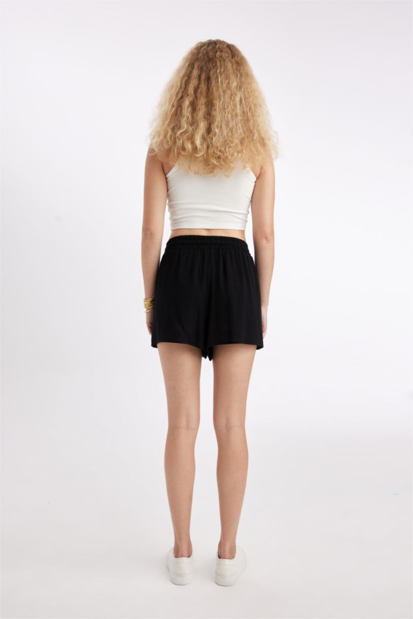 WOMAN Black Regular Fit Regular Waist Straight Leg Crinkle Shorts