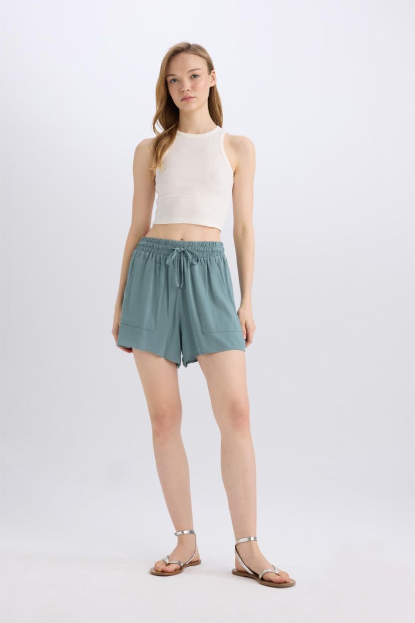 WOMAN DULL GREEN Regular Fit Regular Waist Straight Leg Crinkle Shorts